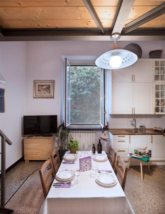 Pesto Guest House Genoa Bagian luar foto